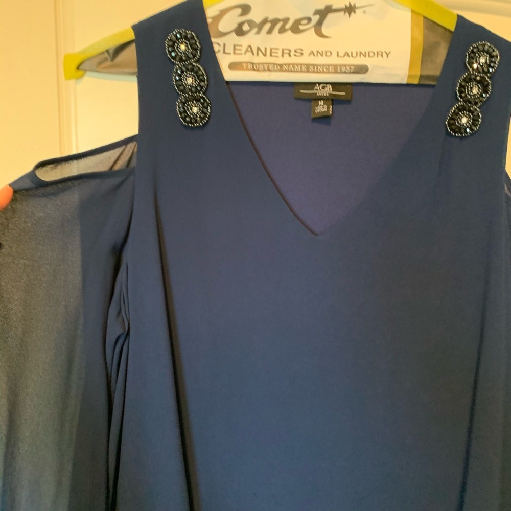 Party dress! Like new condition and so flattering!